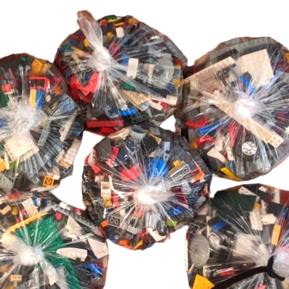 ⭐LAST ONE⭐LEGO Bricks HUGE bags treasure Assorted + free Lego gift!🎁🎁🎁🎄🎄 - Picture 12 of 16